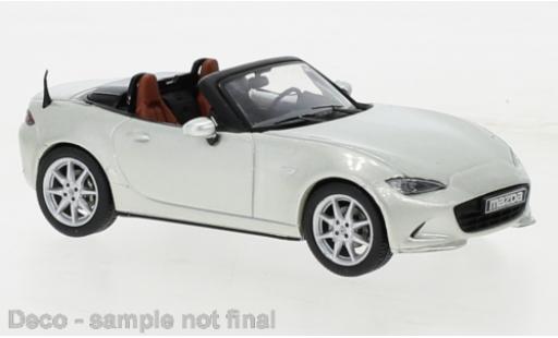 Modellautos Mazda MX 1/43 IXO -5 metallise beige 2019 Mazda MX 1/43 IXO -5 metallise beige 2019 modellautos