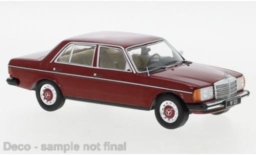 Modellautos Mercedes 240 1/43 IXO D (W123) rot 1976 Mercedes 240 1/43 IXO D (W123) rot 1976 modellautos