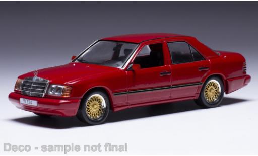 Modellautos Mercedes CLA 1/43 IXO 300 E (W124) rouge clair 1984 Mercedes CLA 1/43 IXO 300 E (W124) rouge clair 1984 modellautos