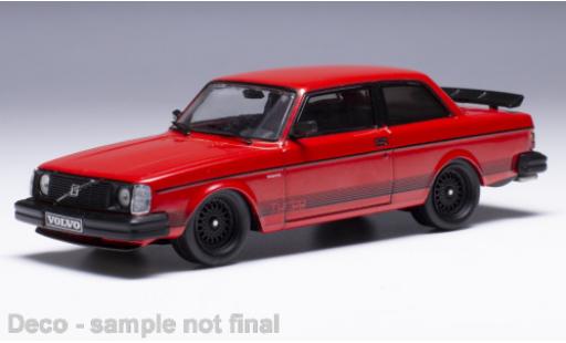 Volvo 242 1/43 IXO rouge 1980 modellautos