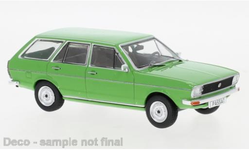 Modellautos Volkswagen Passat 1/43 IXO Variant LS grün 1975 Volkswagen Passat 1/43 IXO Variant LS grün 1975 modellautos