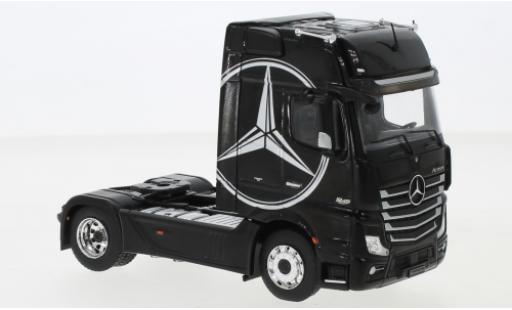 Modellautos Mercedes Actros 1/43 IXO MP4 schwarz/Dekor 2012 Mercedes Actros 1/43 IXO MP4 schwarz/Dekor 2012 modellautos