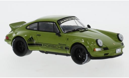 Porsche 911 1/43 IXO RWB oliv modellautos