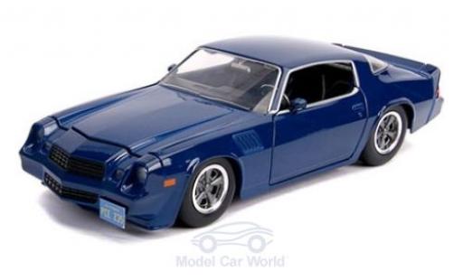 Modellautos Chevrolet Camaro 1/24 Jada Toys Z28 blau Stranger Things 1979 mit Sammelmünze Chevrolet Camaro 1/24 Jada Toys Z28 blau Stranger Things 1979 mit Sammelmünze modellautos