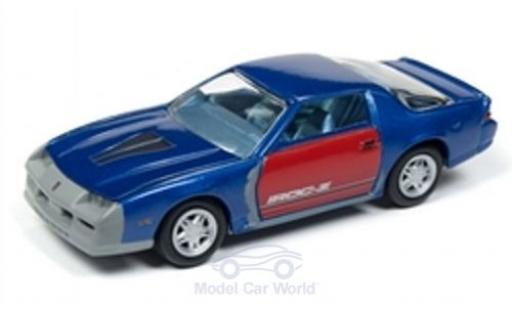 Modellautos Chevrolet Camaro Z28 1/64 Johnny Lightning Z28 IROC-Z mettalic blau/rot 1987 Tuning Chevrolet Camaro Z28 1/64 Johnny Lightning Z28 IROC-Z mettalic blau/rot 1987 Tuning modellautos