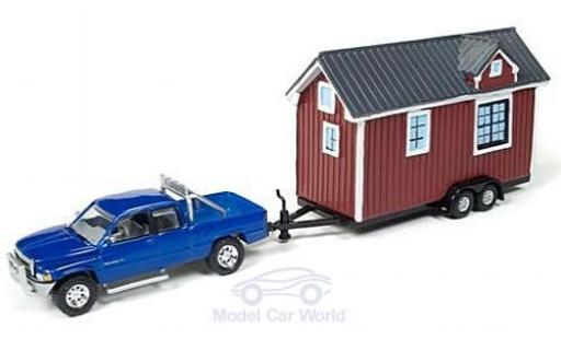 Modellautos Dodge RAM 1/64 Johnny Lightning Ram 1500 mettalic blau 1996 mit Tiny House ohne Vitrine Dodge RAM 1/64 Johnny Lightning Ram 1500 mettalic blau 1996 mit Tiny House ohne Vitrine modellautos