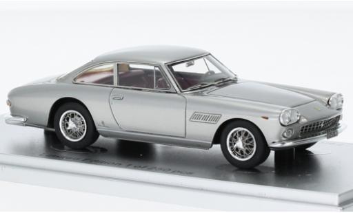 Ferrari 330 1/43 Kess GT 2+2 Berlinetta d 1964 modellautos