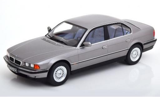 Modellautos Bmw 740 1/18 KK Scale i (E38) mettalic grau 1994 Bmw 740 1/18 KK Scale i (E38) mettalic grau 1994 modellautos
