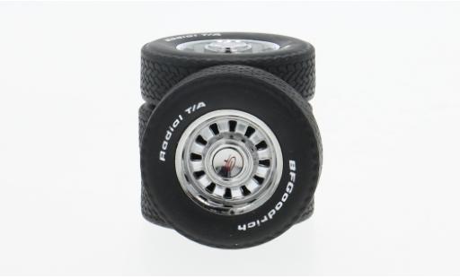 Modellautos Ford Mustang 1/18 KK Scale Zubehör Speichenräder chrom/schwarz 1:18 Ford Mustang 1/18 KK Scale Zubehör Speichenräder chrom/schwarz 1:18 modellautos