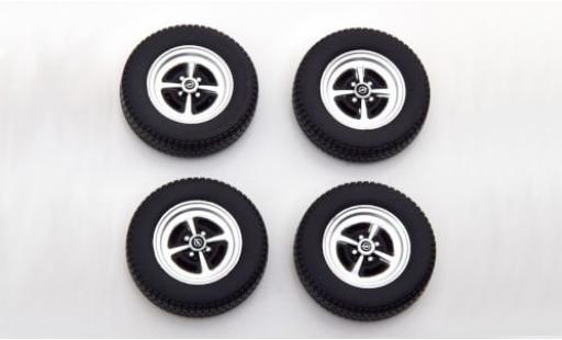 Opel Kadett 1/18 KK Scale Zubeh&ouml;r Reifen- und Felgenset: B silber/schwarz 1:18 modellautos