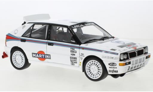 Modellautos Lancia Delta 1/18 Kyosho HF Integrale Evolutione weiss 1992 Lancia Delta 1/18 Kyosho HF Integrale Evolutione weiss 1992 modellautos