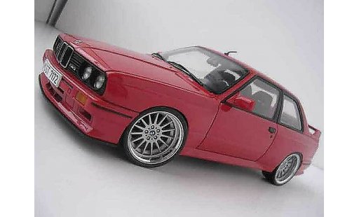 Bmw M3 coupe 1/18 Autoart Alpina E30 jantes chromees modellautos