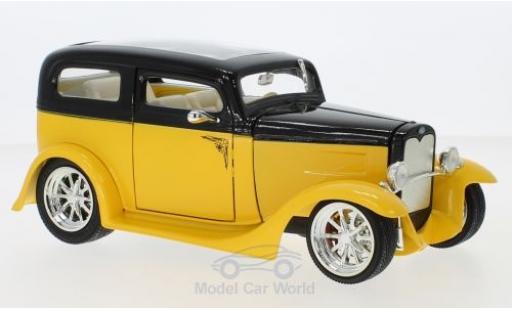 Modellautos Ford Model A 1/18 Lucky Die Cast Sedan gelb/schwarz 1931 ohne Vitrine Ford Model A 1/18 Lucky Die Cast Sedan gelb/schwarz 1931 ohne Vitrine modellautos