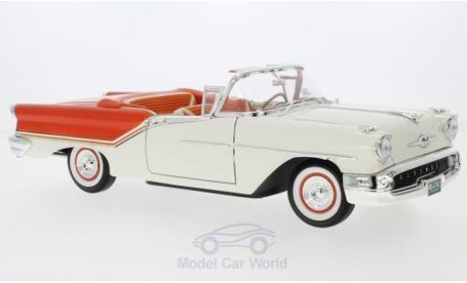Modellautos Oldsmobile Super 88 1/18 Lucky Die Cast Cabrio weiss/orange 1957 Oldsmobile Super 88 1/18 Lucky Die Cast Cabrio weiss/orange 1957 modellautos