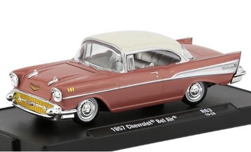 Modellautos Chevrolet Bel Air 1/64 M2 Machines rosa/weiss 1957 Chevrolet Bel Air 1/64 M2 Machines rosa/weiss 1957 modellautos