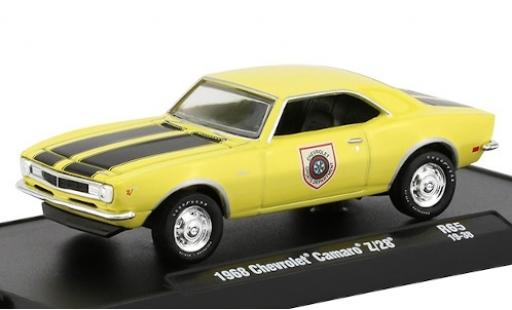 Chevrolet Camaro 1/64 M2 Machines Z/28 gelb/matt-schwarz Sports Department 1969 modellautos