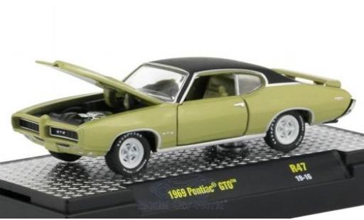 Modellautos Pontiac GTO 1/64 M2 Machines mettalic grün/matt-schwarz 1969 Pontiac GTO 1/64 M2 Machines mettalic grün/matt-schwarz 1969 modellautos