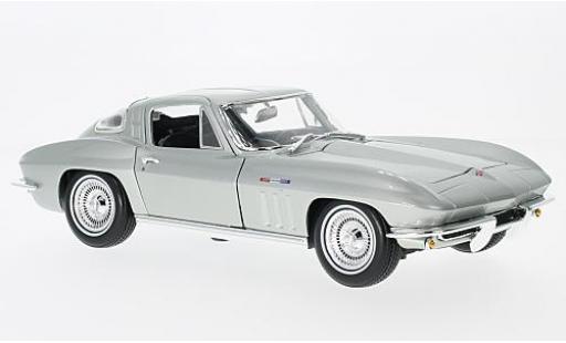 Modellautos Chevrolet Corvette 1/18 Maisto silber 1965 sans Vitrine Chevrolet Corvette 1/18 Maisto silber 1965 sans Vitrine modellautos