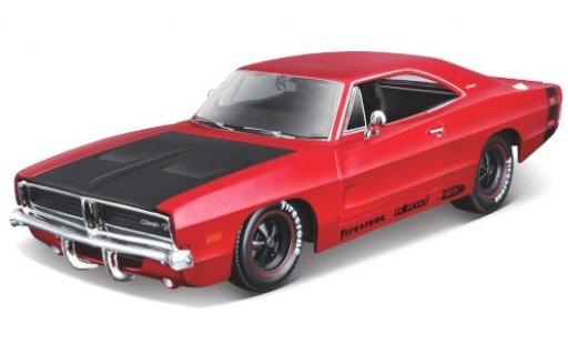 Modellautos Dodge Charger 1/24 Maisto R/T Tuning mettalic rot/matt-schwarz 1969 Dodge Charger 1/24 Maisto R/T Tuning mettalic rot/matt-schwarz 1969 modellautos