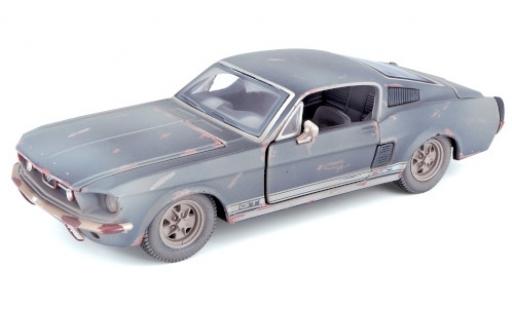Modellautos Ford Mustang 1/24 Maisto GT Fastback schwarz 1967 trouvaille de grange avec traces de vieilissement Ford Mustang 1/24 Maisto GT Fastback schwarz 1967 trouvaille de grange avec traces de vieilissement modellautos
