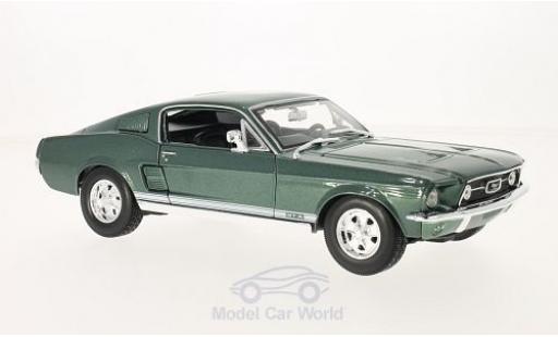 Modellautos Ford Mustang GT 1/18 Maisto GTA Fastback mettalic grün 1967 Ford Mustang GT 1/18 Maisto GTA Fastback mettalic grün 1967 modellautos