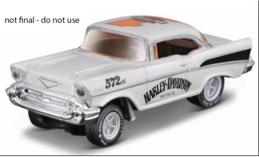 Modellautos Chevrolet Bel Air 1/64 Maisto weiss/schwarz Harley-Davidson 1957 Chevrolet Bel Air 1/64 Maisto weiss/schwarz Harley-Davidson 1957 modellautos