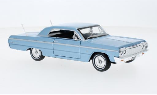 Chevrolet Impala 1/24 Maisto SS metallise bleu clair 1964 modellautos