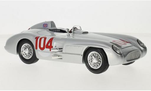 Modellautos Mercedes 300 1/18 Maisto SLR No.104 Targa Florio 1955 S.Moss/P.Collins sans Vitrine Mercedes 300 1/18 Maisto SLR No.104 Targa Florio 1955 S.Moss/P.Collins sans Vitrine modellautos
