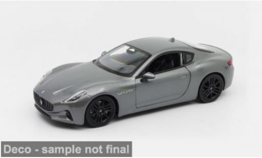 Maserati Gran Turismo 1/24 Welly Folgore grau 2023 1:24