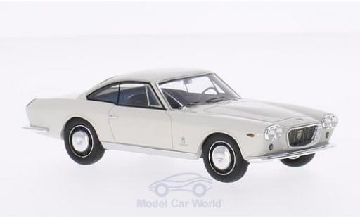 Modellautos Lancia Flaminia 1/43 Matrix 3C 2.8 Speciale Pinifarina weiss 1963 Lancia Flaminia 1/43 Matrix 3C 2.8 Speciale Pinifarina weiss 1963 modellautos