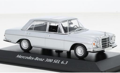 Modellautos Mercedes 300 1/43 Maxichamps SEL 6.3 (W109) d 1968 Mercedes 300 1/43 Maxichamps SEL 6.3 (W109) d 1968 modellautos