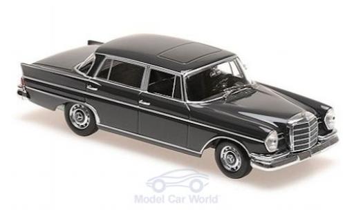 Mercedes 300 1/43 Maxichamps SE lang (W112) grau 1963 modellautos