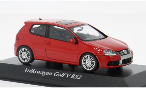 Volkswagen Golf 1/43 Maxichamps V R32 rot 2005 1:43 modellautos
