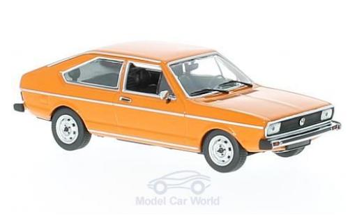 Modellautos Volkswagen Passat 1/43 Maxichamps orange 1975 Volkswagen Passat 1/43 Maxichamps orange 1975 modellautos