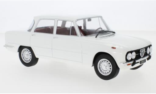 Modellautos Alfa Romeo Giulia 1/18 MCG Nuova Super weiss 1974 Alfa Romeo Giulia 1/18 MCG Nuova Super weiss 1974 modellautos