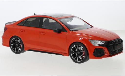 Audi RS3 1/18 MCG Limousine rouge 2022 modellautos
