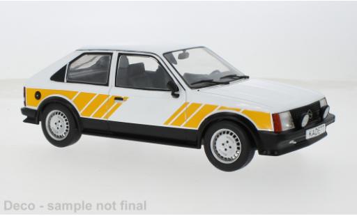 Modellautos Opel Kadett 1/18 MCG D SR weiss/gelb 1983 1:18 Opel Kadett 1/18 MCG D SR weiss/gelb 1983 1:18 modellautos