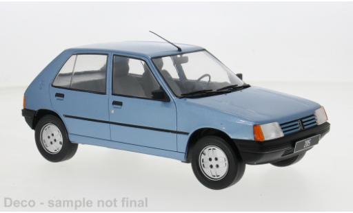 Modellautos Peugeot 205 1/18 MCG metallise blau 1984 1:18 Peugeot 205 1/18 MCG metallise blau 1984 1:18 modellautos