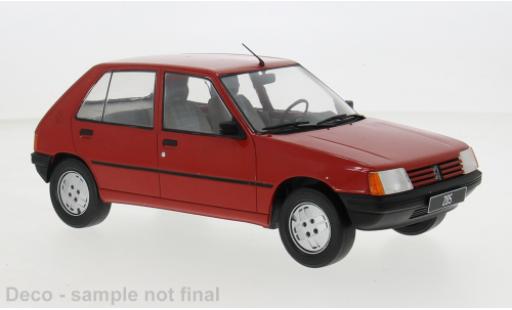 Peugeot 205 1/18 MCG rot 1984 1:18 modellautos