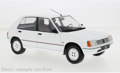 Modellautos Peugeot 205 1/18 MCG weiss 1984 1:18 Peugeot 205 1/18 MCG weiss 1984 1:18 modellautos