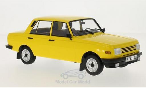 Wartburg 353 1/18 MCG gelb 1985 Türen und Hauben geschlossen modellautos