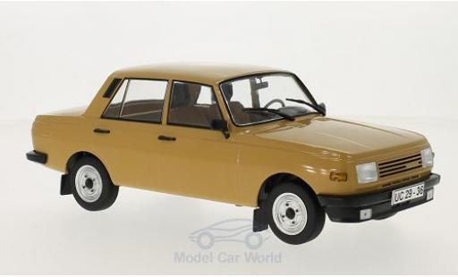 Wartburg 353 1/18 MCG braun 1985 Türen und Hauben geschlossen modellautos