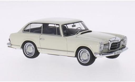 Modellautos Mercedes 230 1/43 Matrix SLX Frua weiss 1:43 Mercedes 230 1/43 Matrix SLX Frua weiss 1:43 modellautos