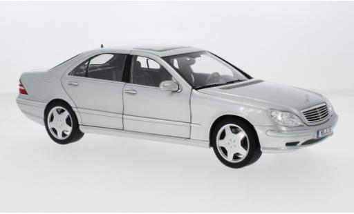 Modellautos Mercedes Classe S 1/18 Norev S55 AMG (W220) silber 1:18 Mercedes Classe S 1/18 Norev S55 AMG (W220) silber 1:18 modellautos
