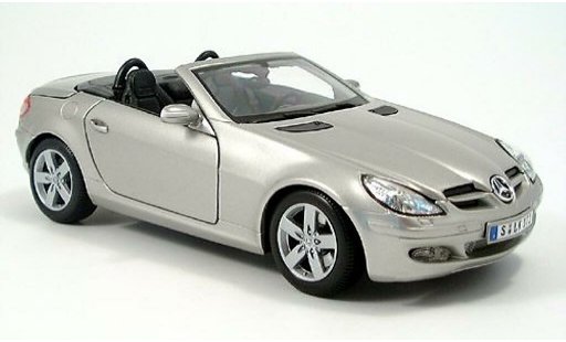 Mercedes Classe SLK Base 1/18 Maisto graugrau offen 2004 modellautos