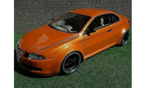Alfa Romeo GT coupe 1/18 Welly kit large orange mecanique mtk18 modellautos