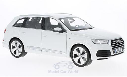 Modellautos Audi Q7 1/18 Minichamps weiss 2015 Audi Q7 1/18 Minichamps weiss 2015 modellautos