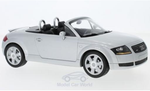Modellautos Audi TT 1/18 Minichamps Roadster silber 1998 Audi TT 1/18 Minichamps Roadster silber 1998 modellautos