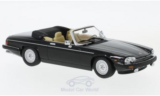 Modellautos Jaguar XJ 1980 1/43 Minichamps -S Cabrio schwarz 1980 Jaguar XJ 1980 1/43 Minichamps -S Cabrio schwarz 1980 modellautos