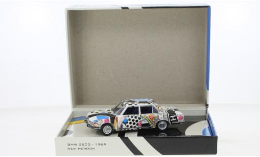 Modellautos Bmw 2500 1/43 Minichamps (E3) New Horizon 1969 Bmw 2500 1/43 Minichamps (E3) New Horizon 1969 modellautos